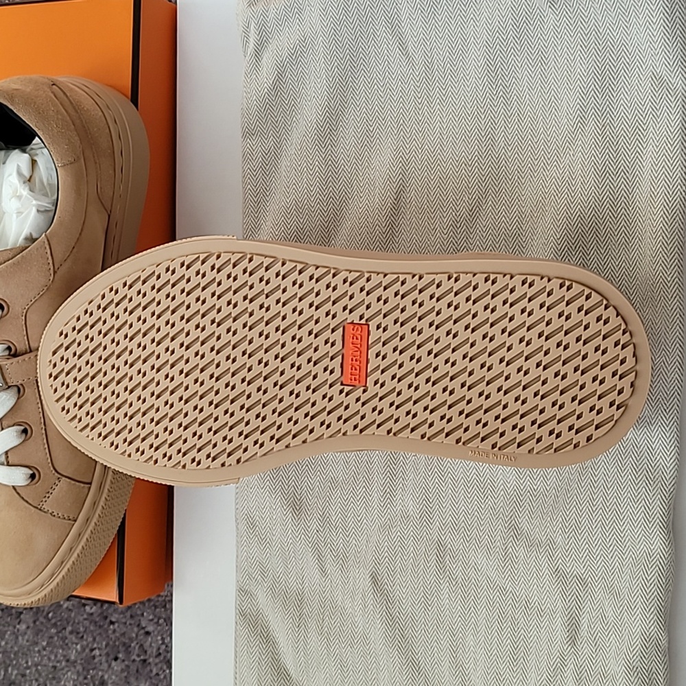Hermes Sneakers - Picture 3 of 4